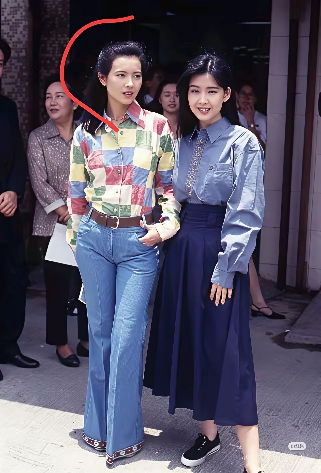 原来这个世界上真的有女人比周慧敏还漂亮，还有气质啊！真的是天生丽质，太美丽了，忍