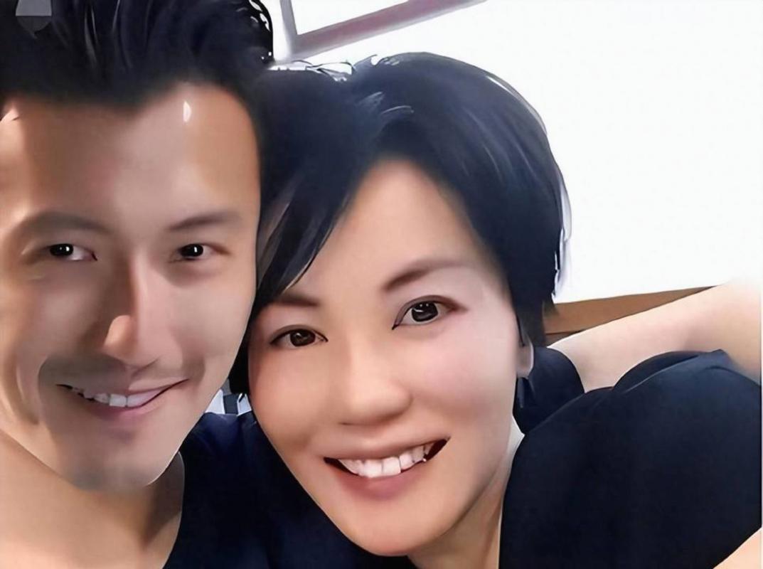 兜兜转转半辈子，谢霆锋为何唯独放不下王菲？
年少心动只是开端，长久相守从来都不单