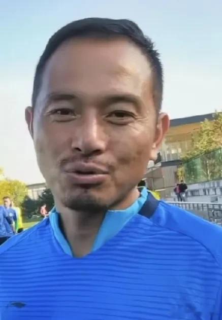 这不是吹！武磊要是有他一半的技术，大概率可以横扫亚洲足坛了[吃瓜群众]

他恐怕