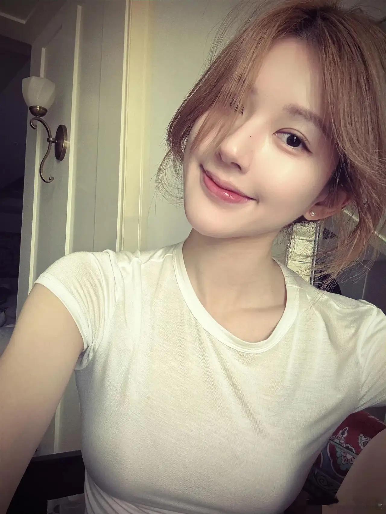 罗云熙的《水龙吟》档期大概率是在开年档，芒果接下来的暑期档有大剧了，新一轮的大剧