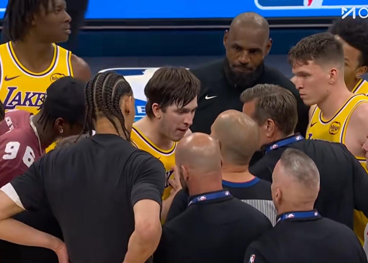 这年头当裁判真是太难了！
nba次轮g2，湖人再一次18分惨败雷霆，其实本场湖人