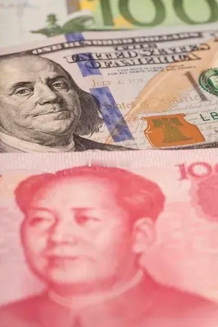 我感觉汇率这波暴涨和股市9.24暴涨异曲同工 ，20号24号两天上涨了1000个