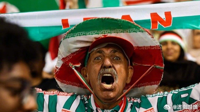 【#伊朗男足若退出将由其他队伍递补#】伊朗体育部长艾哈迈德·杜尼亚马利在接受采访