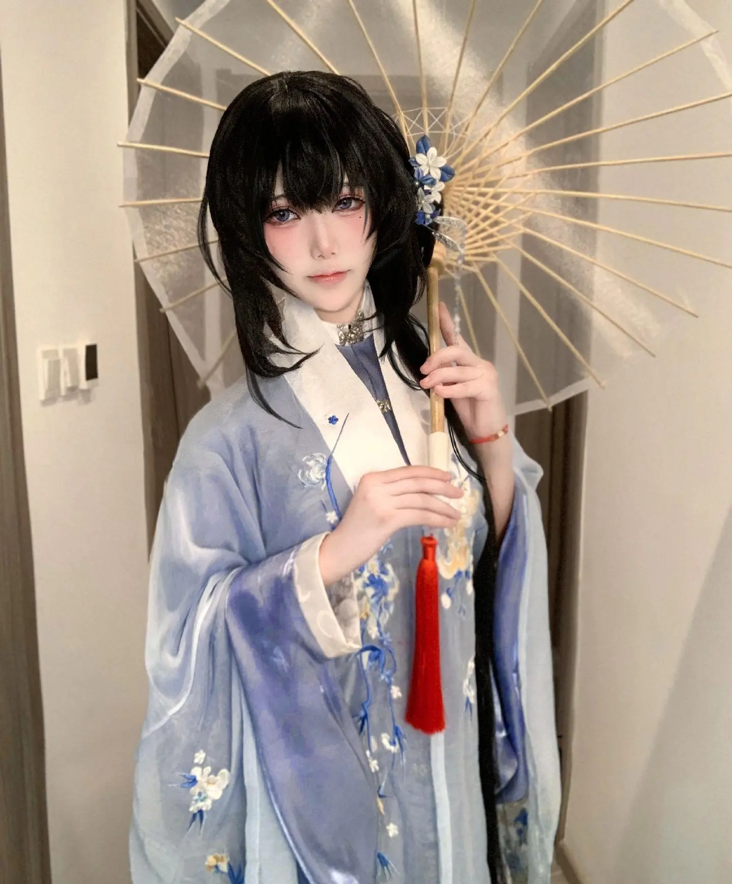 我会杀了良爷。不用刀刃，用岁月