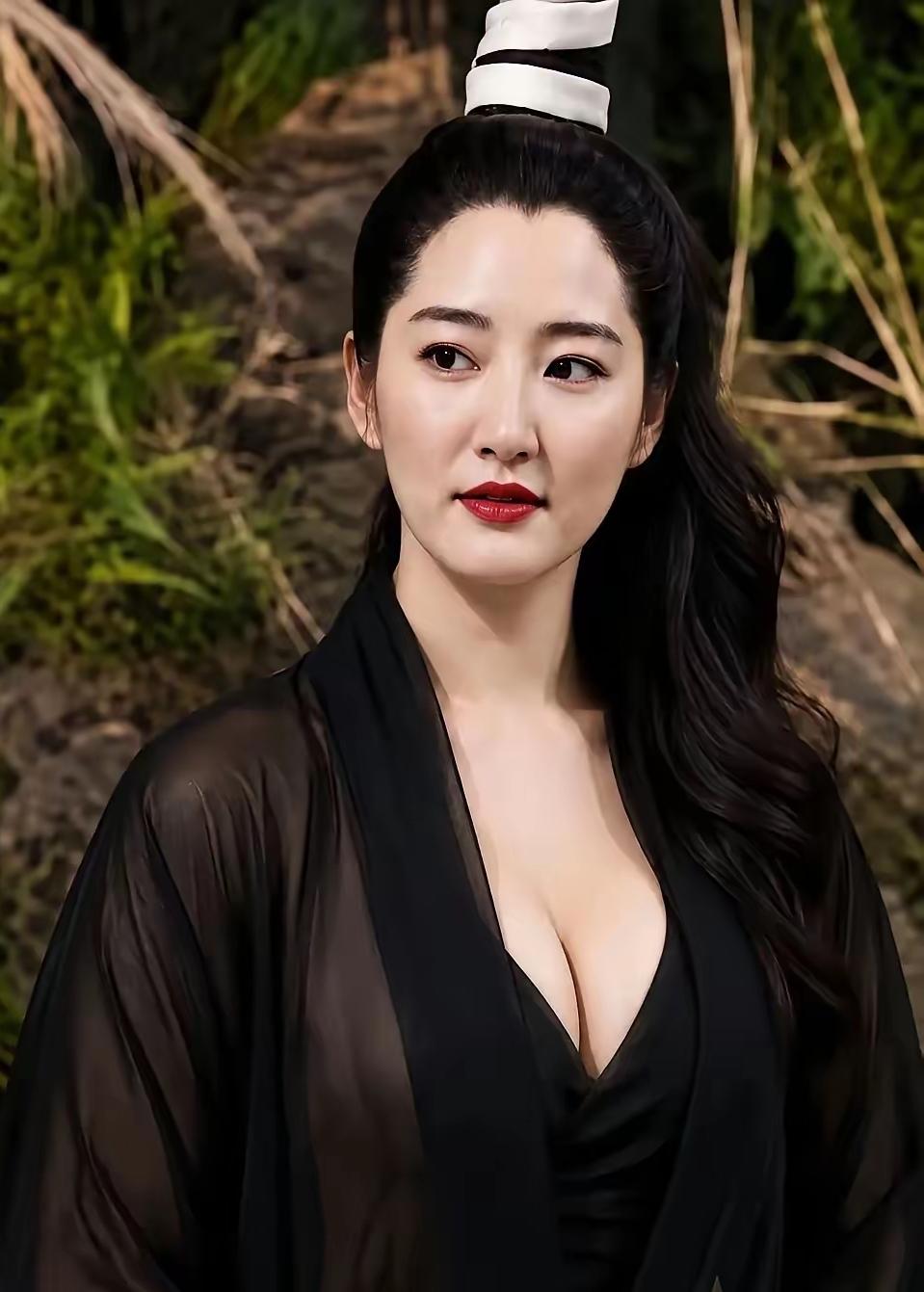 当年堪称封神般的人物！曾经风光无限，是一代人心中的白月光，看过的都已经暴露年龄了