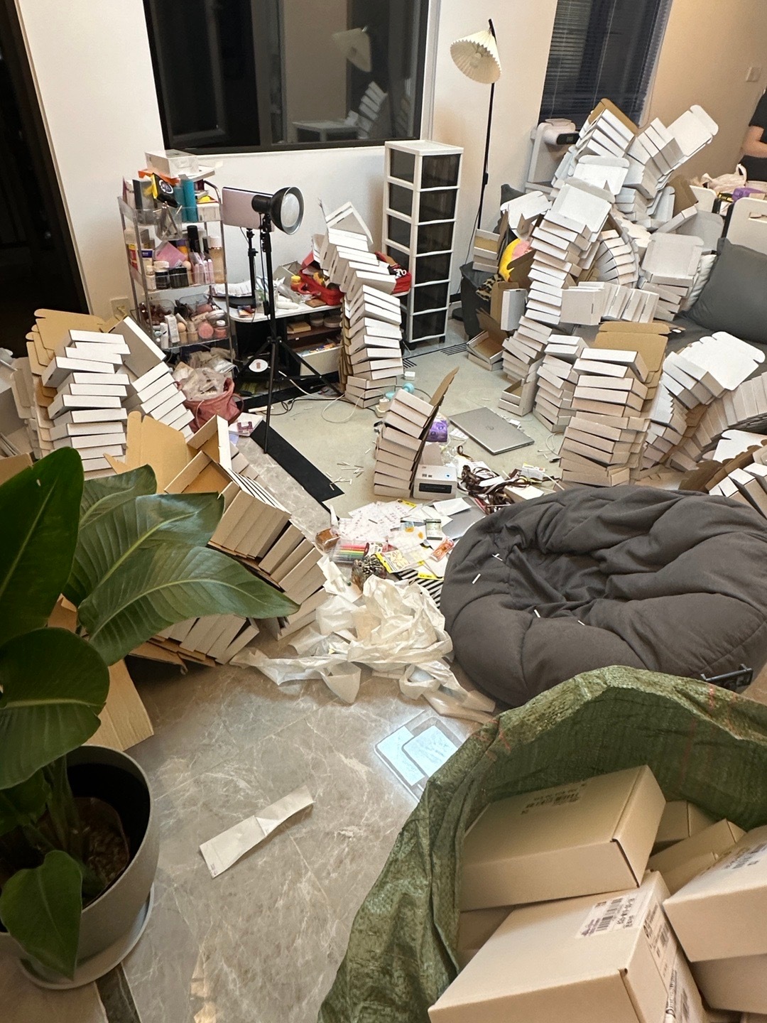 服装确实不适合我。磁场可能也不对。服装以外的都做的顺心顺手。 ​​​