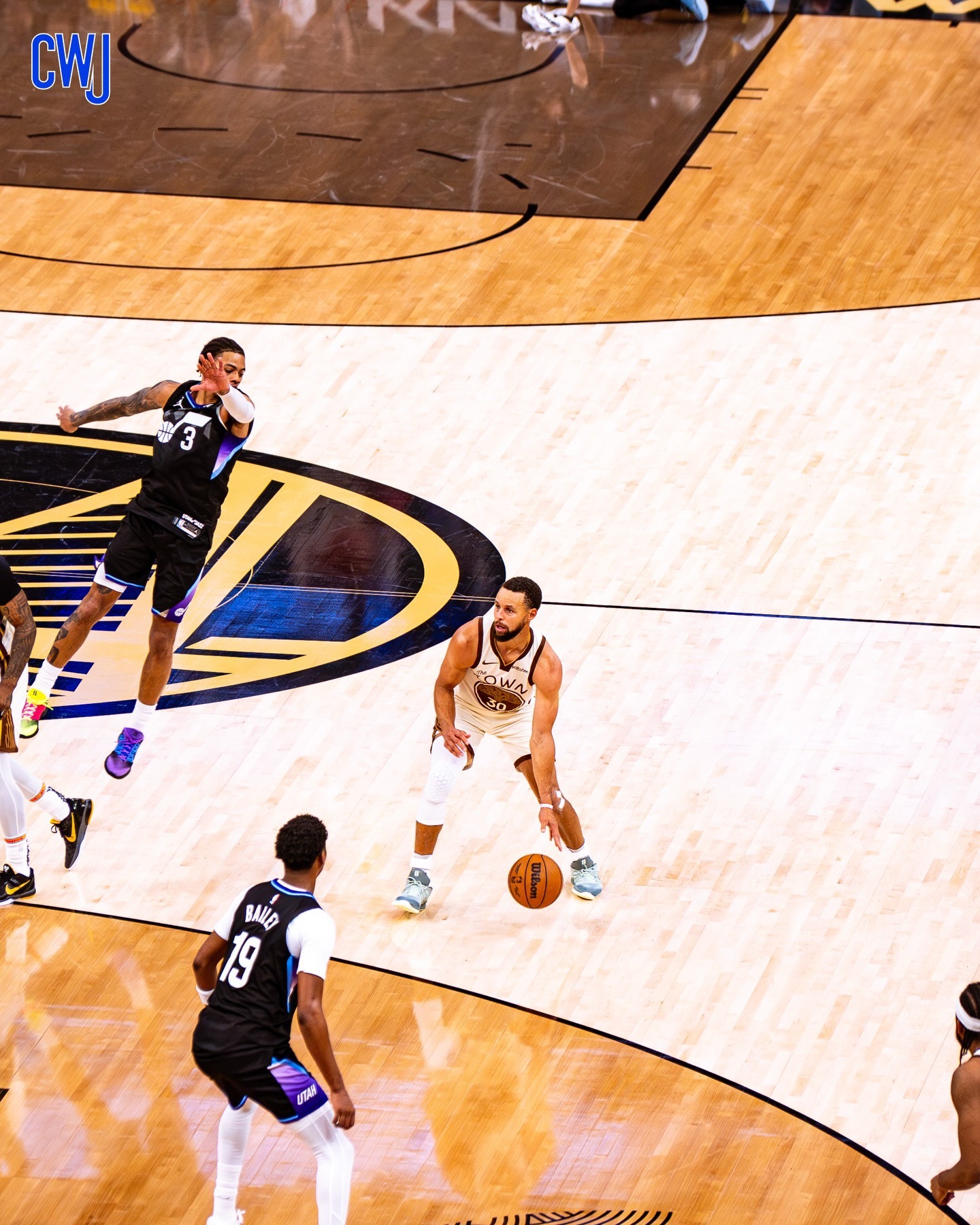 记录投篮瞬间库里超话创作官