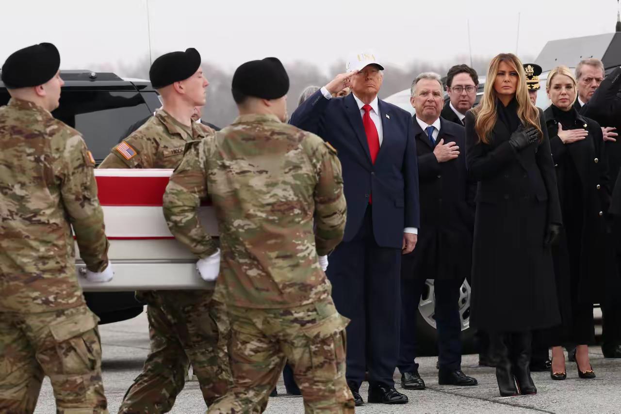 哗变？美军正面临二战后最大内部危机！特朗普将面临众叛亲离……
      比战场