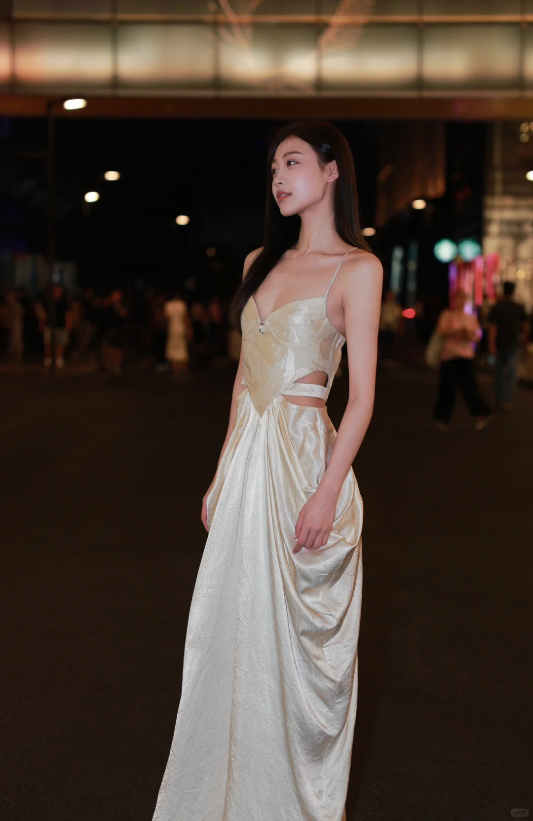 最近深圳很火嘛！