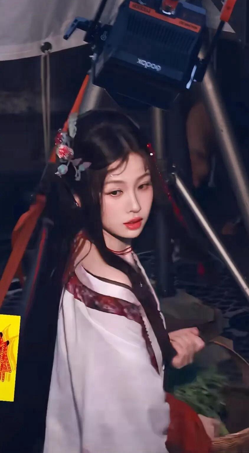 美盼 