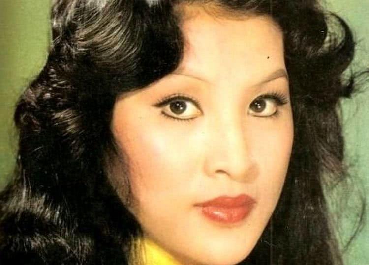 艾蒂（1954年出生）是一位香港影视演员，曾在1973年获得选美比赛冠军。她的首