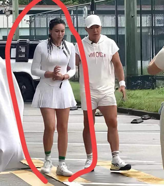 刘畊宏直播间人气下滑，问题根本不在带货