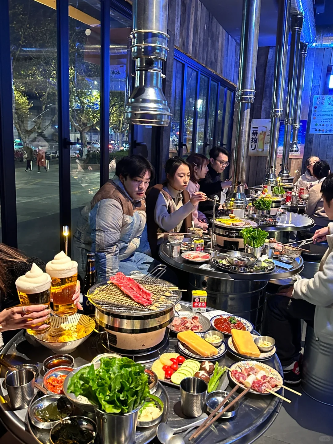 杭州！！！新开的！！西湖边太chil了…