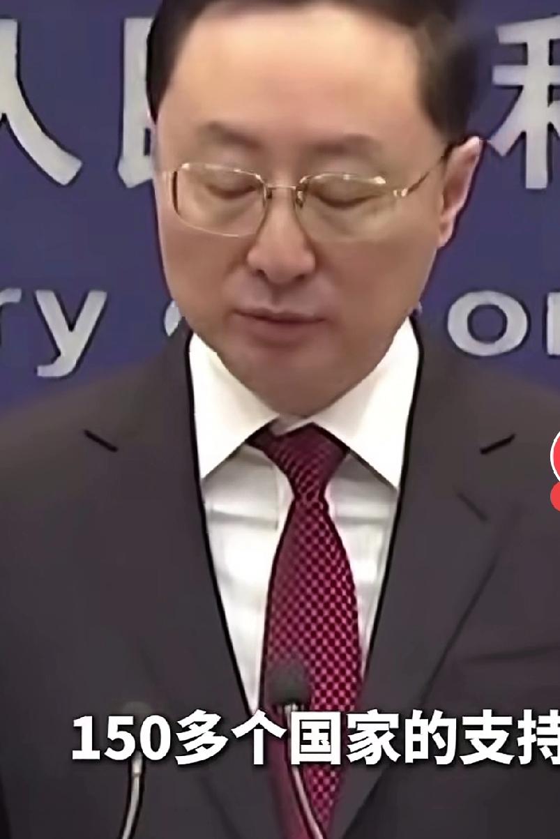 家人们快看！外交部又放大招了，直接亮明底线：绝不允许在中国家门口生战生乱！这话可