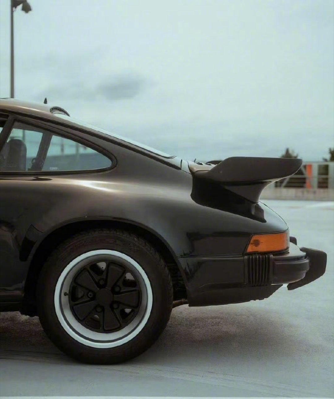 Porsche 911SC，源自上个世纪的经典之作，流畅车身线条勾勒纯粹德式美学