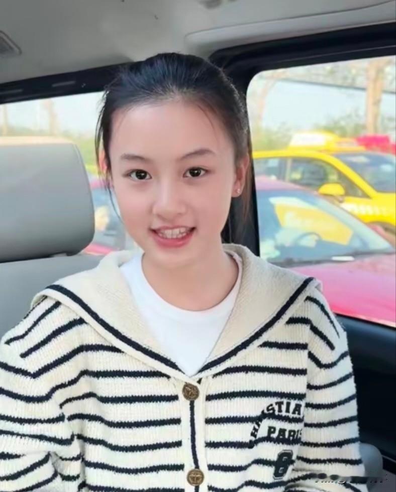 我老公竟然为南阳女孩七七和我吵起来了！

我问他，七七才15岁就签约拍戏，是不是