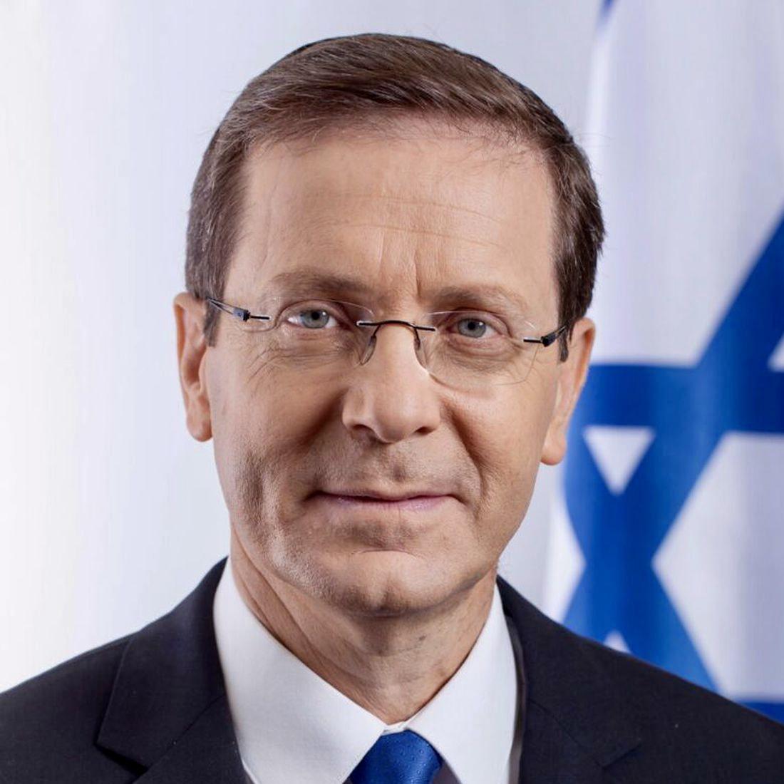 施压以色列总统让“特赦”，也真够“奇葩”
多次致信并公开要求以色列总统赫尔佐格赦