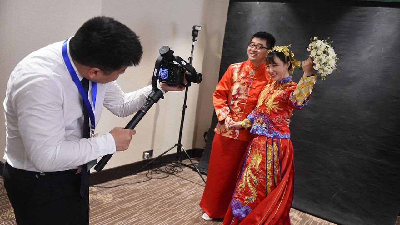 中国上半年结婚登记跌破328万对，专家：人口出生率承压，内需提振面临显著抑制
