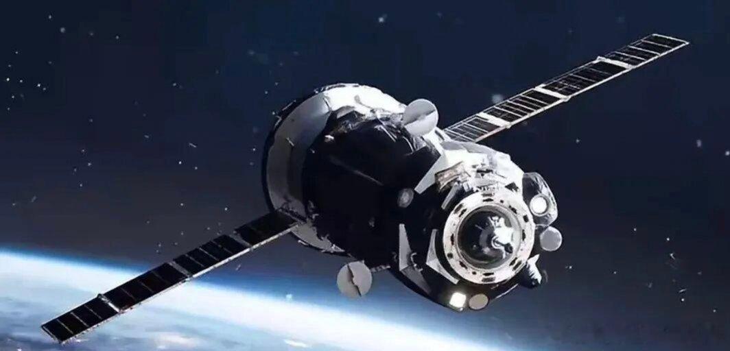 【我 国 成 功 发 射 天 链 三 号 01 星】北京时间2026年7月29日