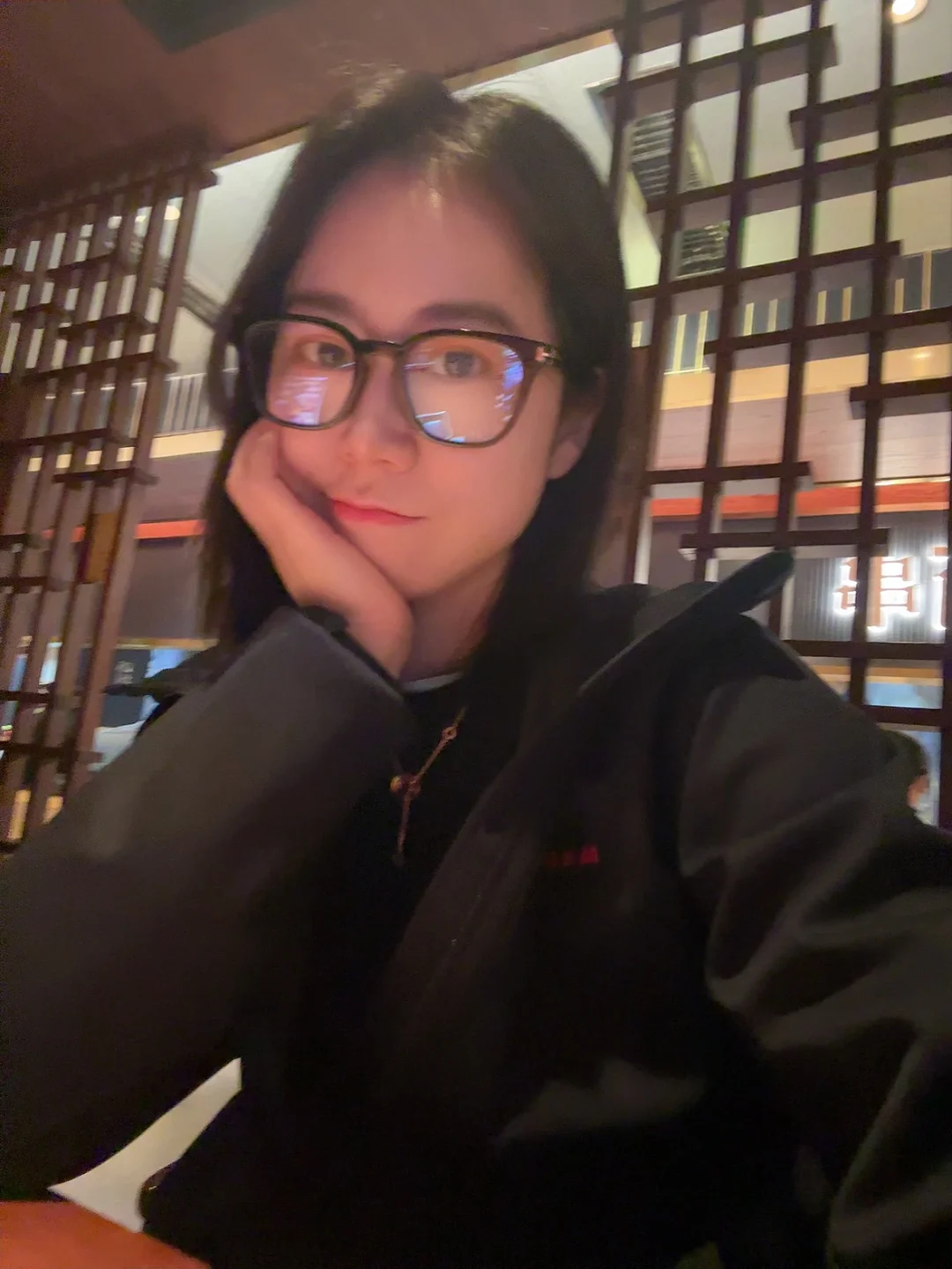 400m间歇｜左滑看姐姐跑步