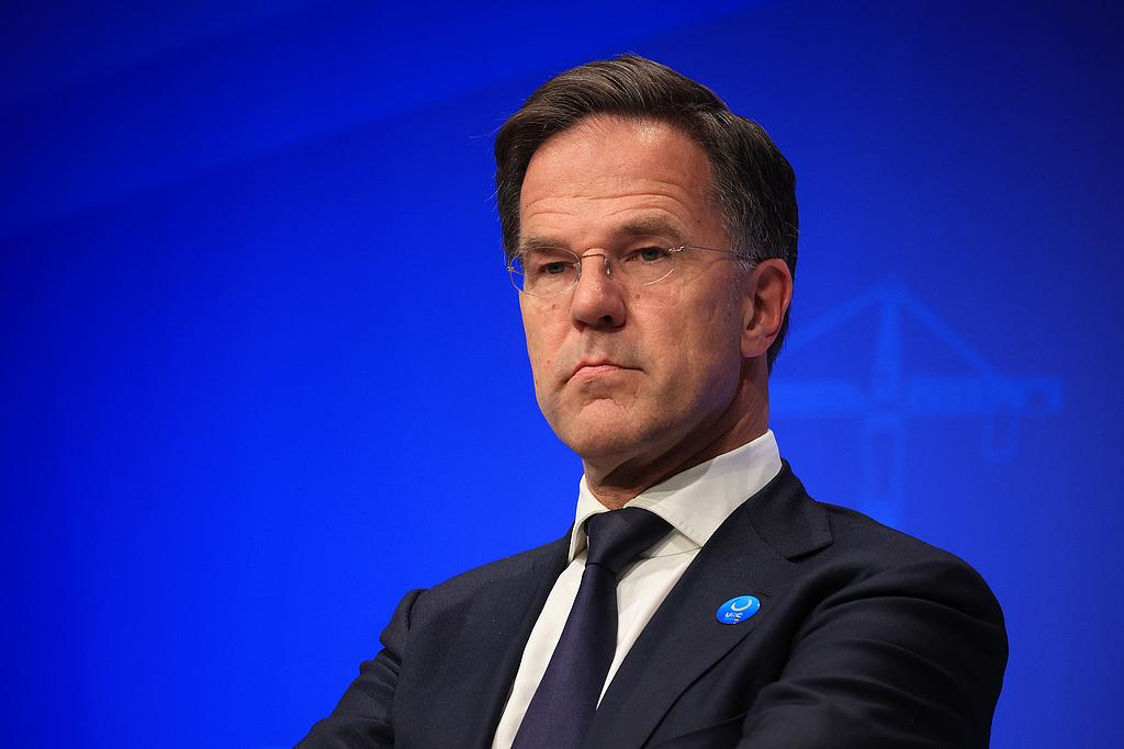 各说各的
当地时间2月3日，北约秘书长吕特在乌克兰最高拉达（议会）发表讲话时称，