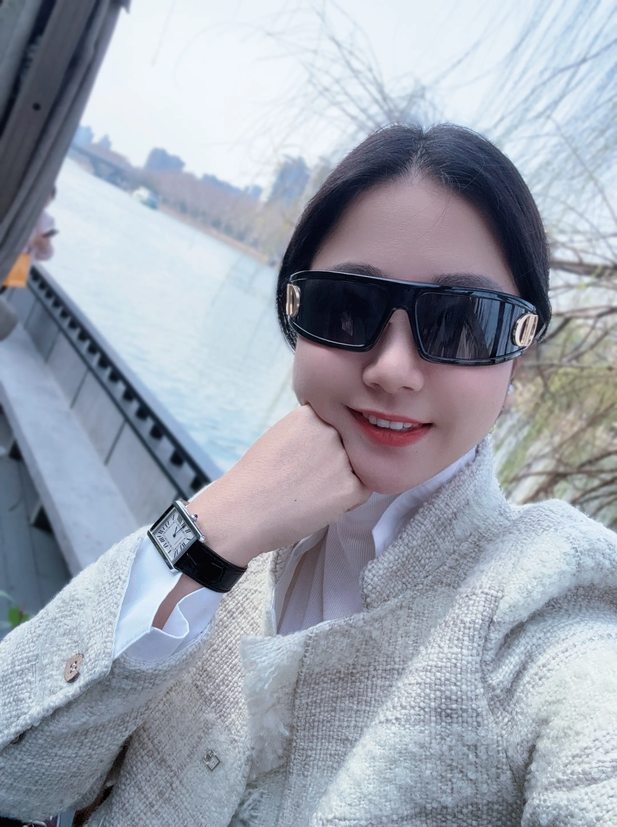 能轻易失去的东西，谈不上有多遗憾。