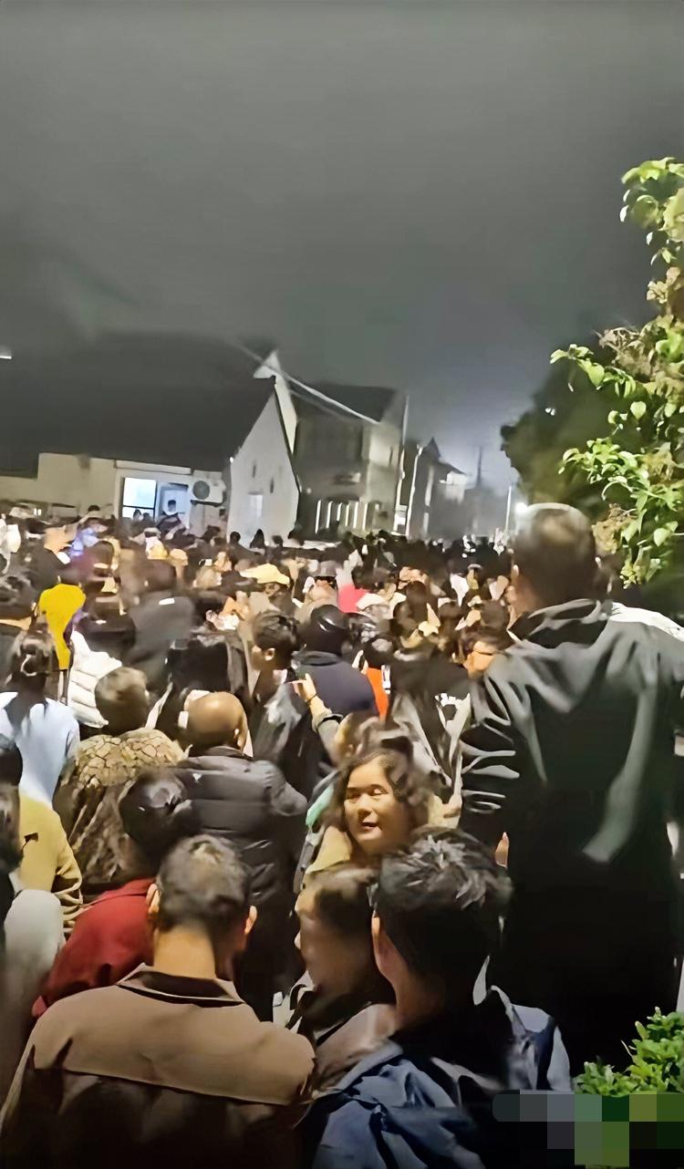 谁能想到，以梁祝爱情传闻名扬天下的上虞，如今竟因一场离谱的情感闹剧让联塘村成了“