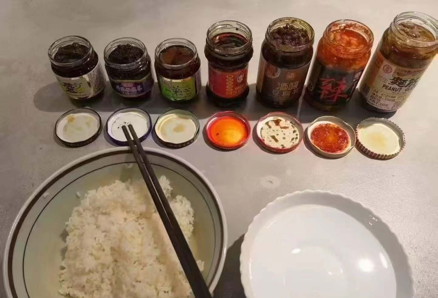 大环境不好，仍然保持七菜一汤，保持富态，金钱不会说话，但财富会低语 ​​​