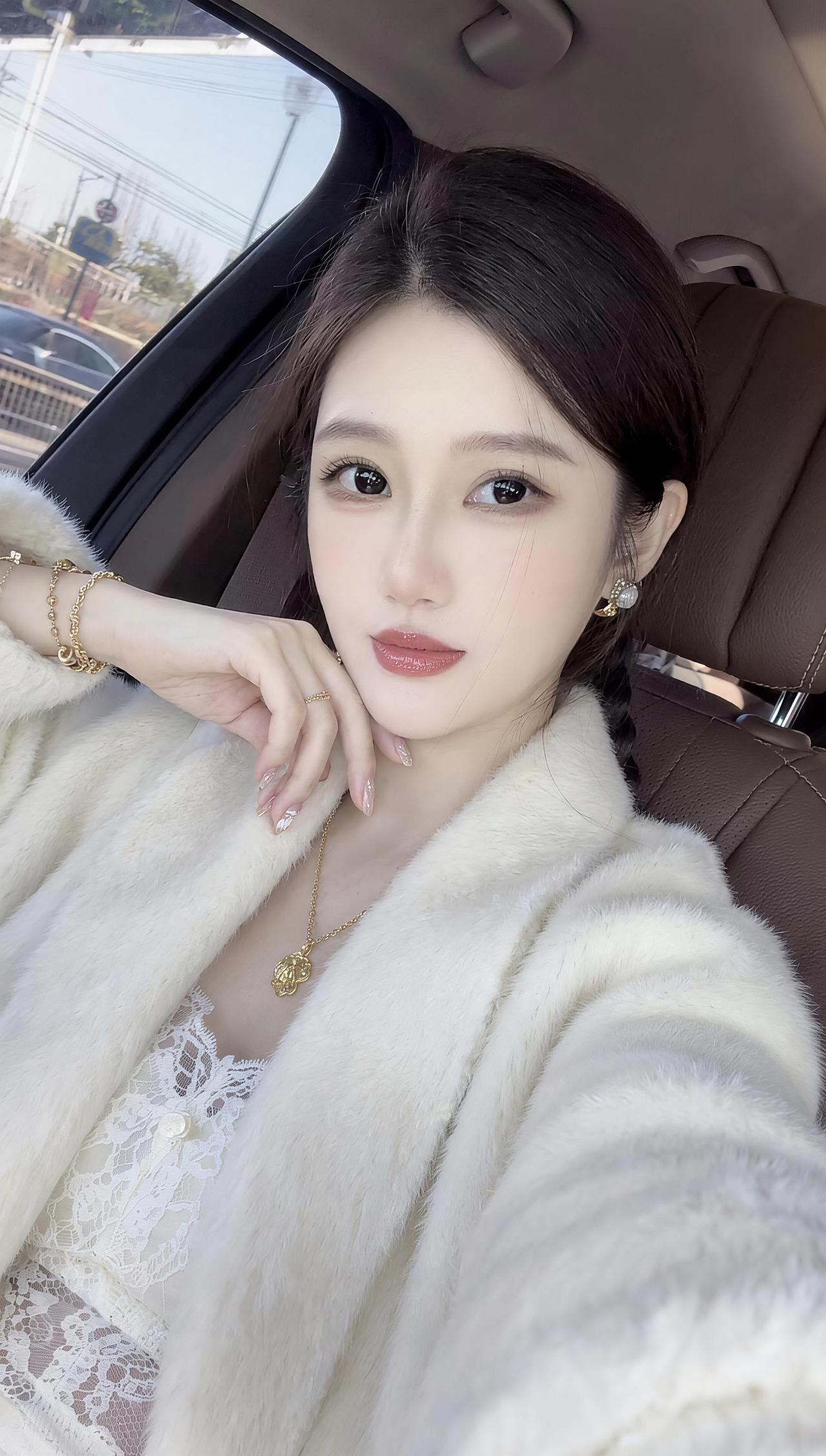 好脾气的人不轻易发火，不代表不会发火，性格好的人只是装糊涂，不代表没有底线