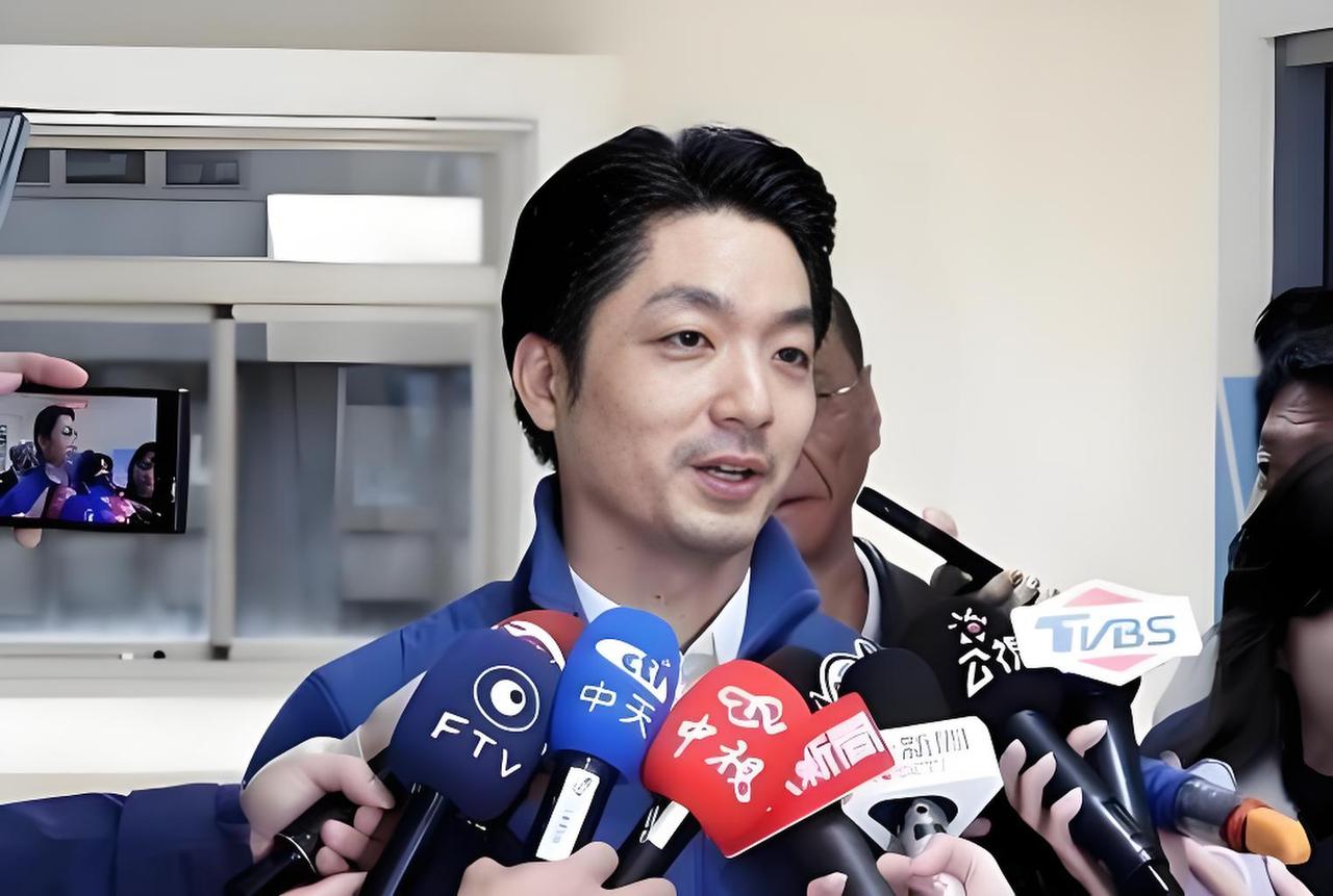 蒋万安宣布，解放军若继续绕台演习，就停办双城论坛！很多人以为，这是台北市长罕见的