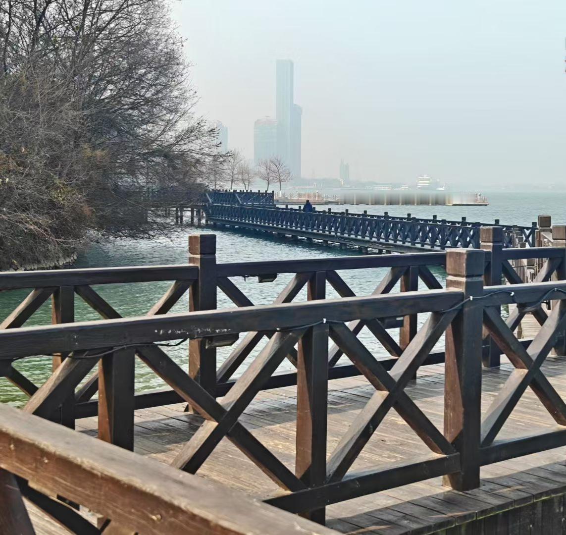 别等住院才知道，能正常吃饭有多珍贵
 
前阵子老姐妹住院，我去探望她，一进门就听