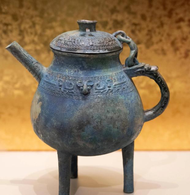 礼制与技术之间：古代青铜食具的演进轨迹

中国古代青铜器的发展是中华文明辉煌历史