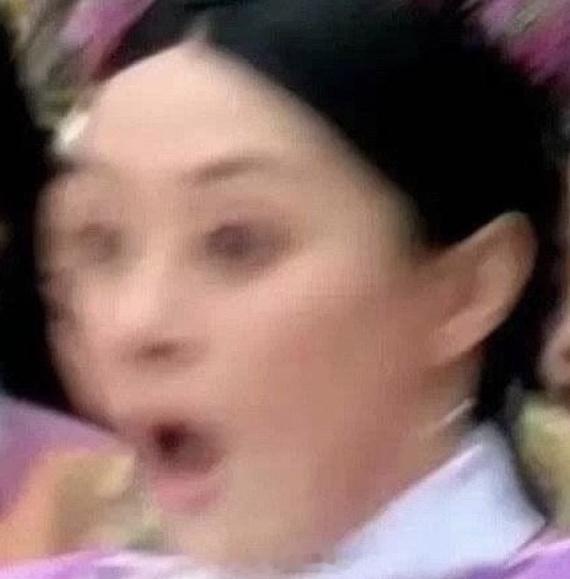 。。。最近想买富士的心达到顶峰 感觉现在又流行相机拍拍照了 下次上新我一定要整上