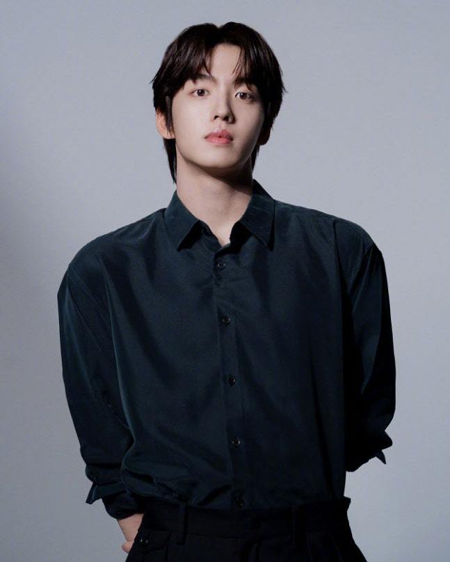 新人演员元奎彬 将出演Disney+新剧Moving2 ，代替李正河 出演金奉皙