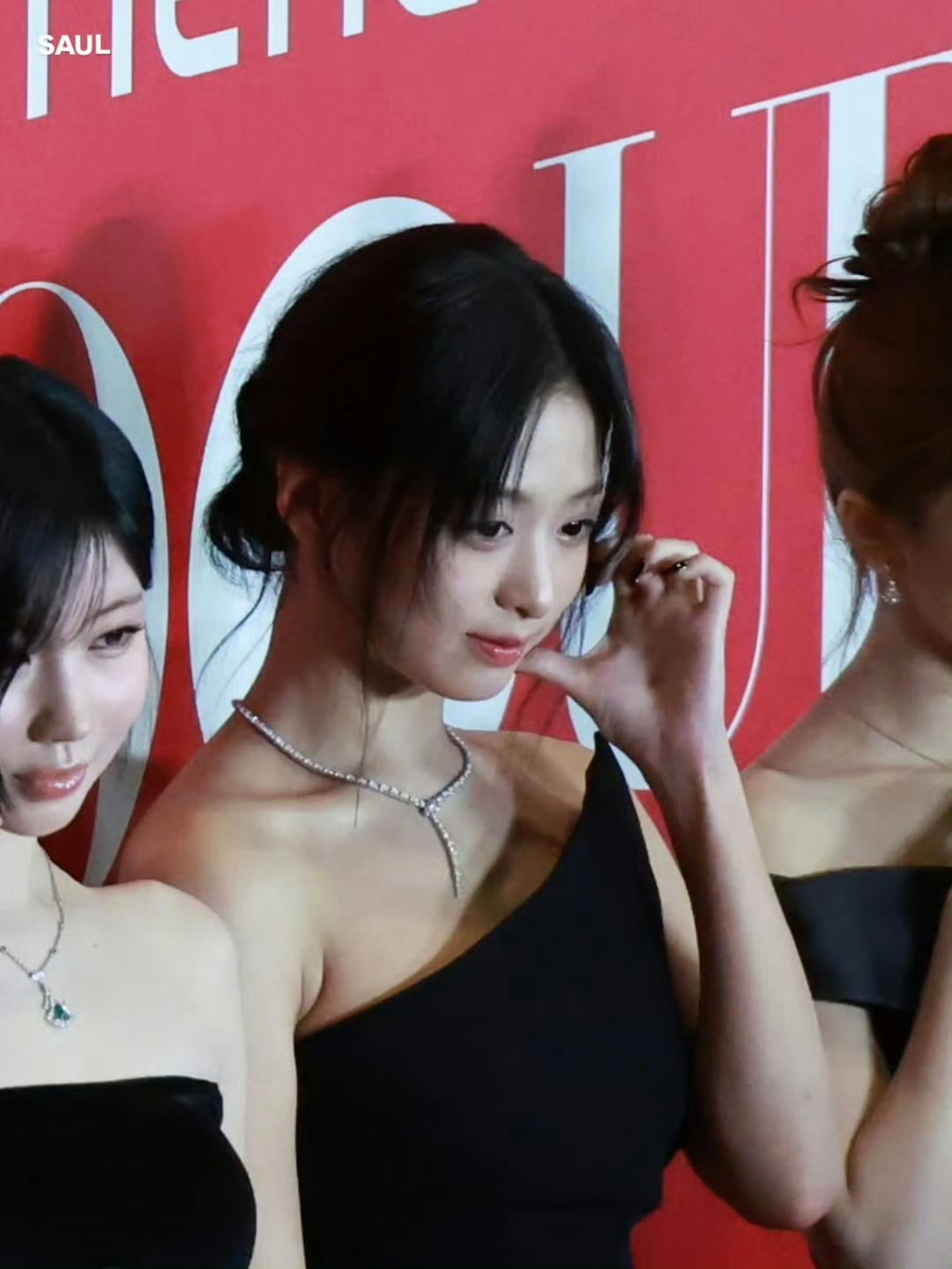 生图直出的美貌真的不是说说而已、、©Lock_ahyeon / saul0411