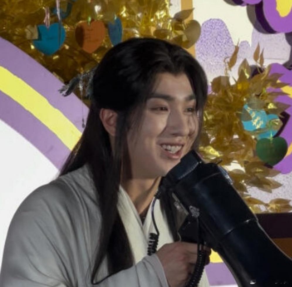 这下能分清成毅和李宏毅了😨#十万狂花入梦来##李宏毅古装# ​ ​​​