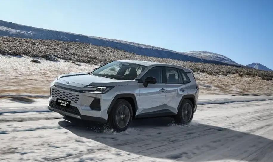 广汽丰田威兰达AIR版上市：13.78万起权益价，性价比如何？

车尾处同样采用