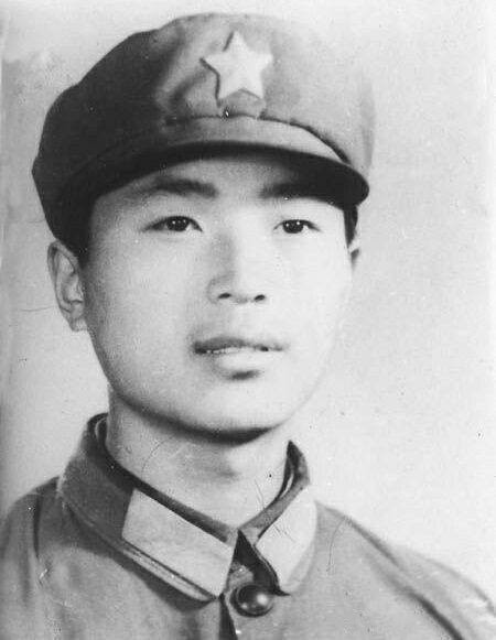 顾克路，花季少年生命定格在17岁，为了祖国母亲安宁，长眠在南疆，青山有幸埋忠骨，