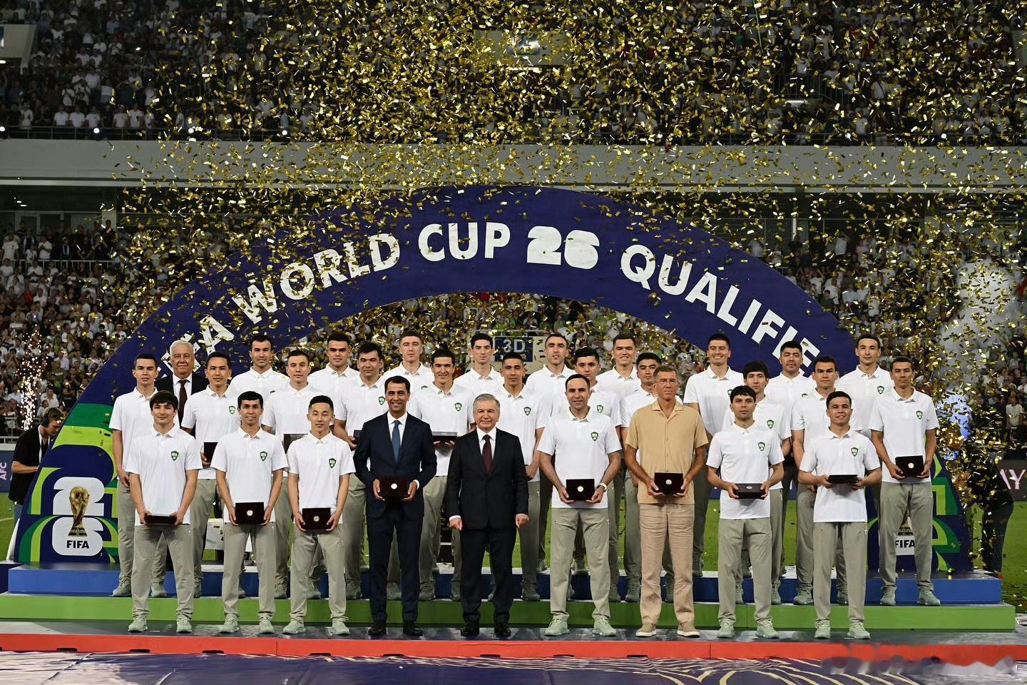 【乌兹别克斯坦首进世界杯，米尔济约耶夫总统重奖球员30辆比亚迪宋PLUS DM-