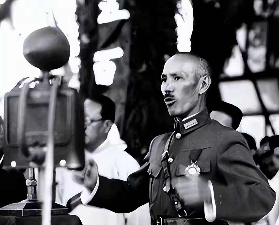 日本侵华给中国带来了长达十四年的深重灾难，造成数千万同胞伤亡。这固然是因为当时国