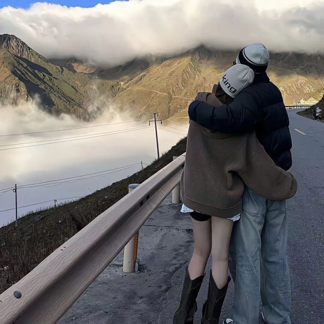 一个人可以走的很自由，但我渴望有个懂我的人常伴左右。 