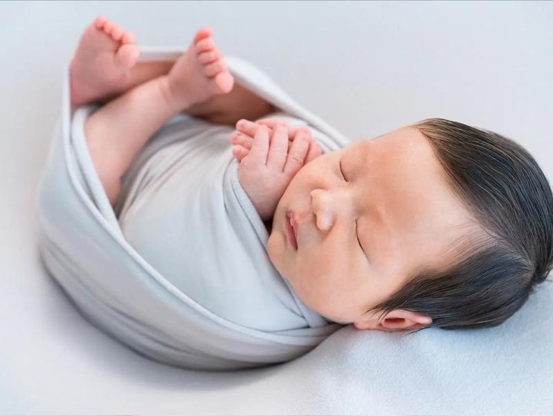 你知道吗，超过10%的人脊柱上天生就带着一条裂缝，但很多人一辈子都不知道！更让人