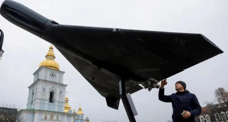 看来美军真缺武器了，泽连斯基称美国求乌克兰帮忙抵御伊朗无人机

乌克兰总统泽连斯