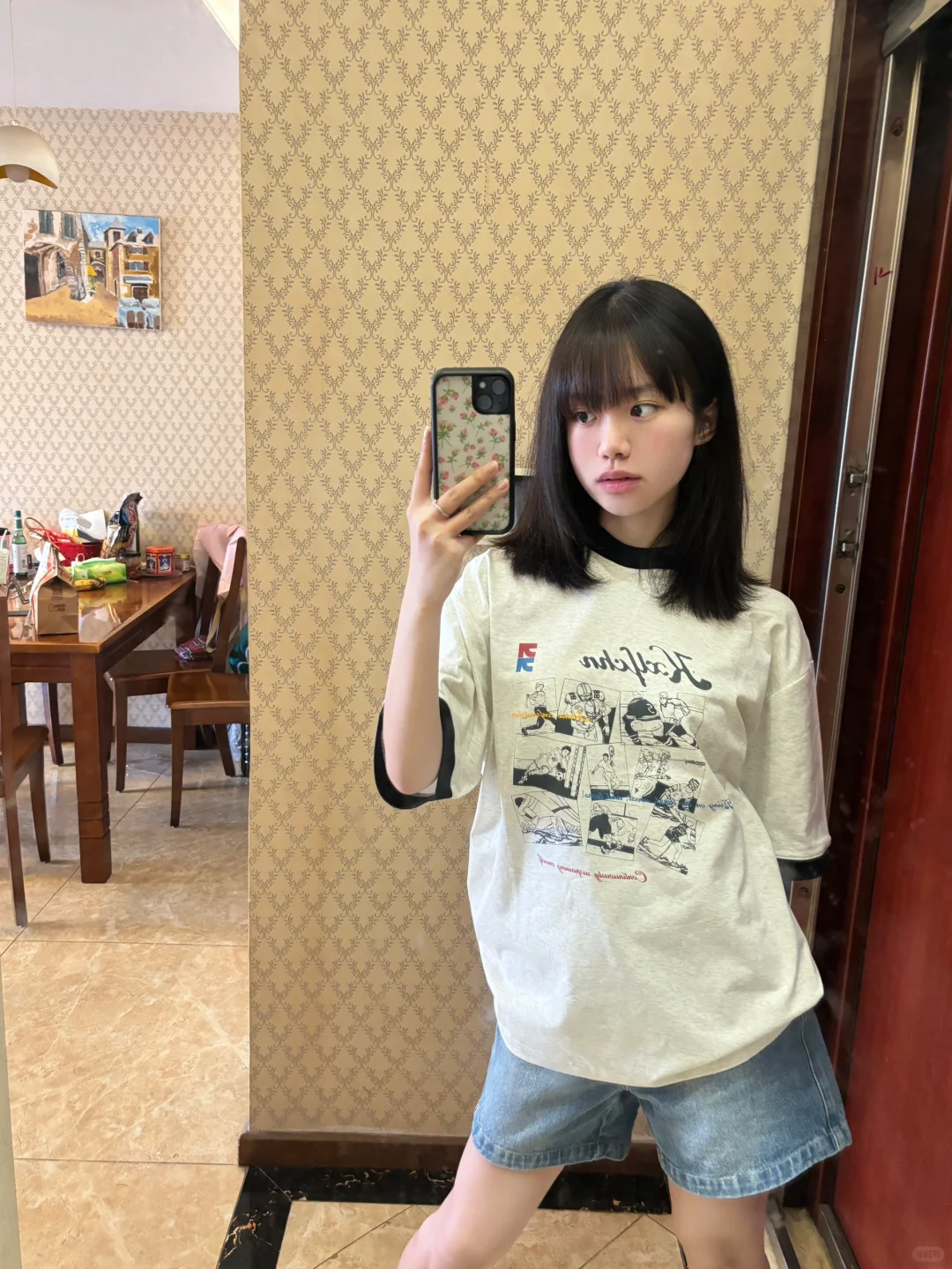 青春短发美眉
