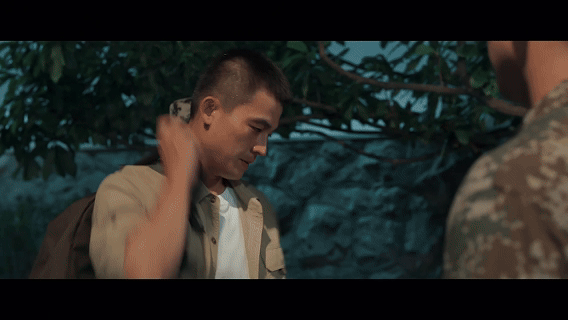 欧豪你是真戳到我泪腺了欧豪是怎么忍住不哭的 看这段真的绷不住了，欧豪被停职要离开