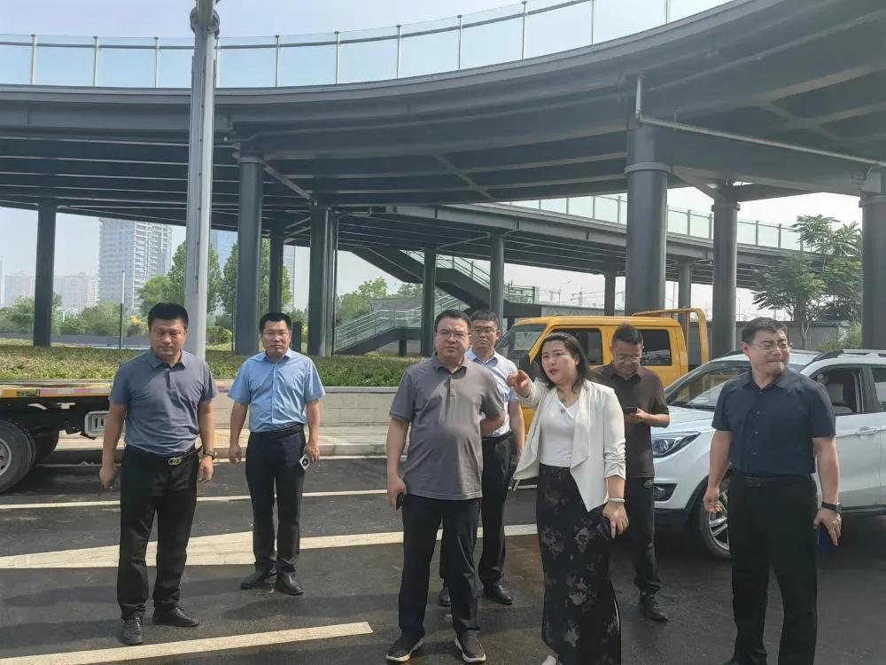 底光辉调研检查高铁片区规划建设工作

近日，石家庄市政府副秘书长、城市更新促进中