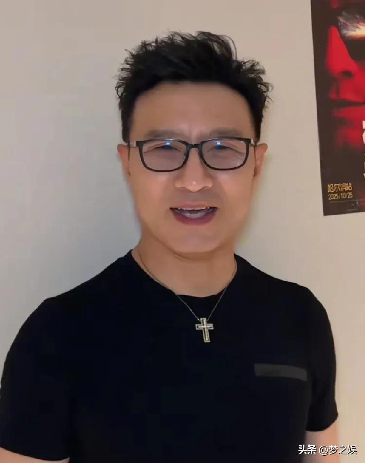 突然觉得汪峰辜负了章子怡，章子怡也算国际版的女演员了，当初选择汪峰其实都不是很看
