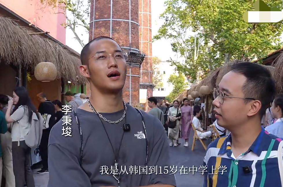 韩国留学生到景德镇学习陶艺，评论区很多网友都很担心被偷走，毕竟他们会把陶瓷包装成