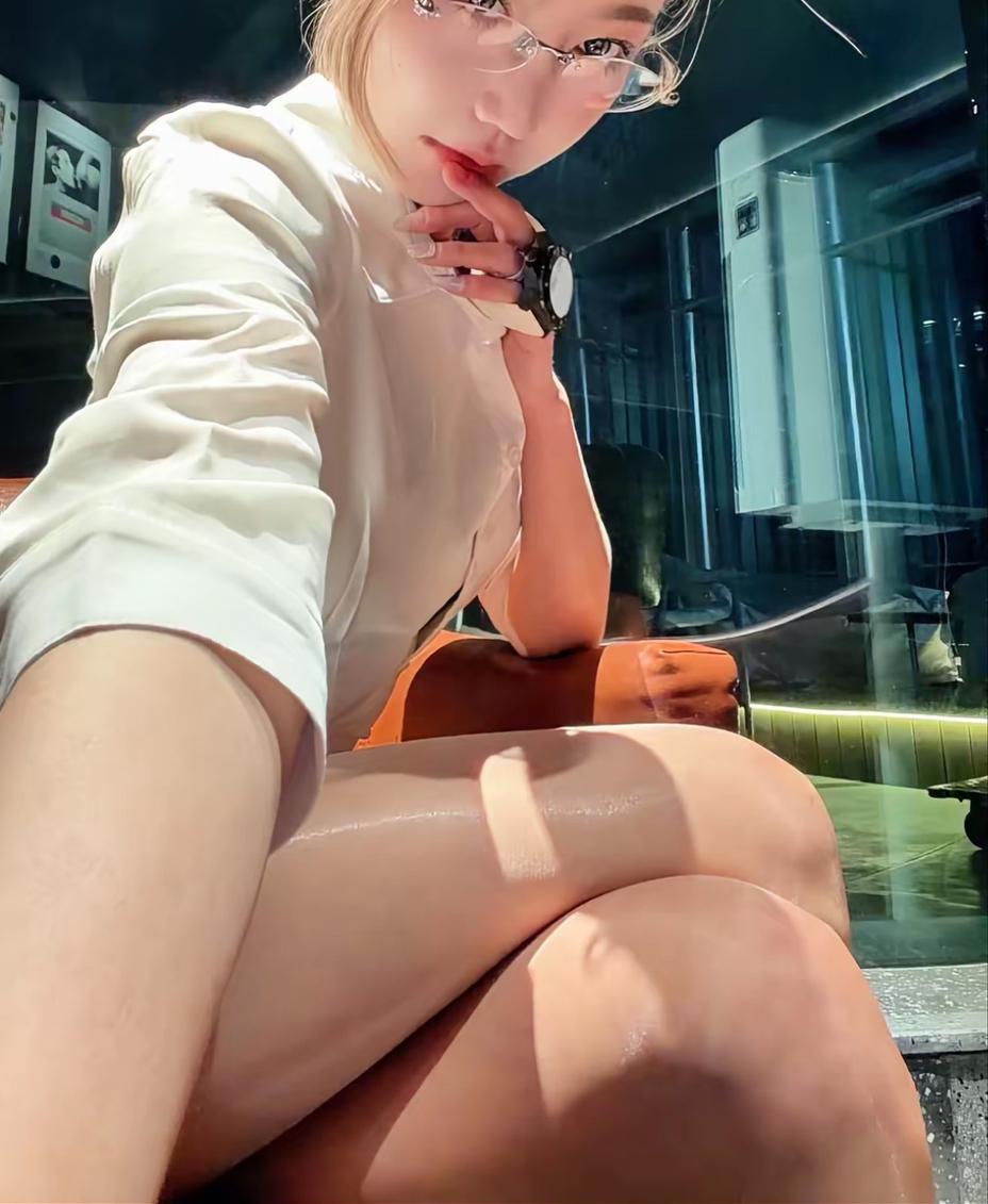最近心情真的特别不好，账号老是出各种问题。现在平台管理越来越严苛，有点没事找事的