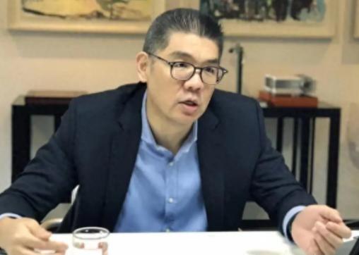 所有人都以为两岸最大的底牌是军事。错了！连胜文点破了真相：真正能一招锁死台湾的，